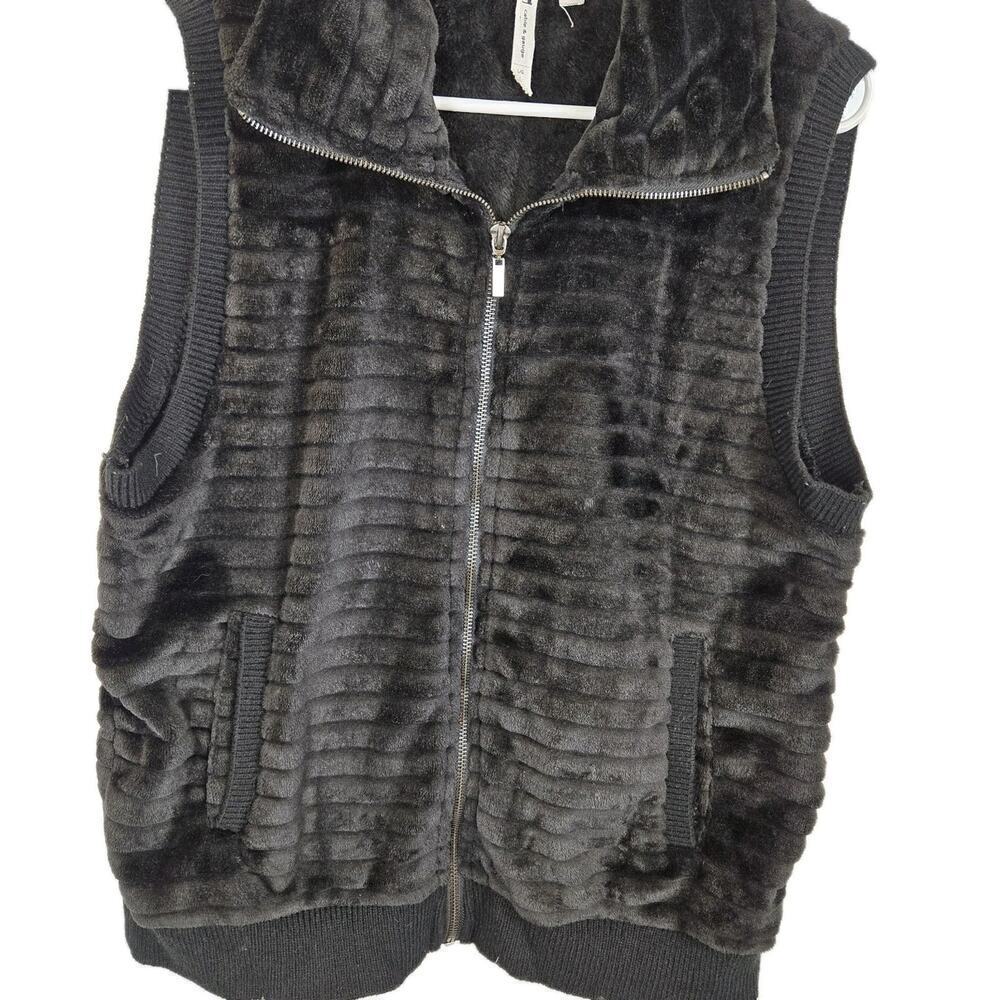Cable & Guage LARGE Mock Neck Black Faux Fur Vest Soft Plush LAGENLOOK Cozy Goth